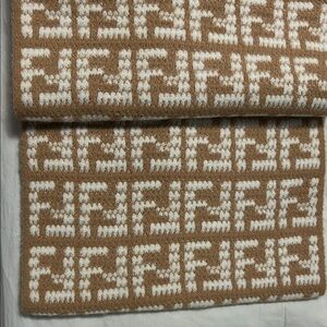 Fendi Beige and White Knit Scarf